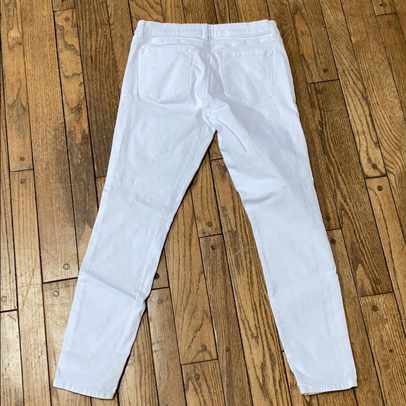 LOFT White Skinny Jeans Size 28/6 Like New - Picture 7 of 9